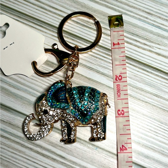 NEW Rhinestone Elephant Key Chain/Bag Charm, Shades of Blue on Gold Tone Alloy - Picture 6 of 7